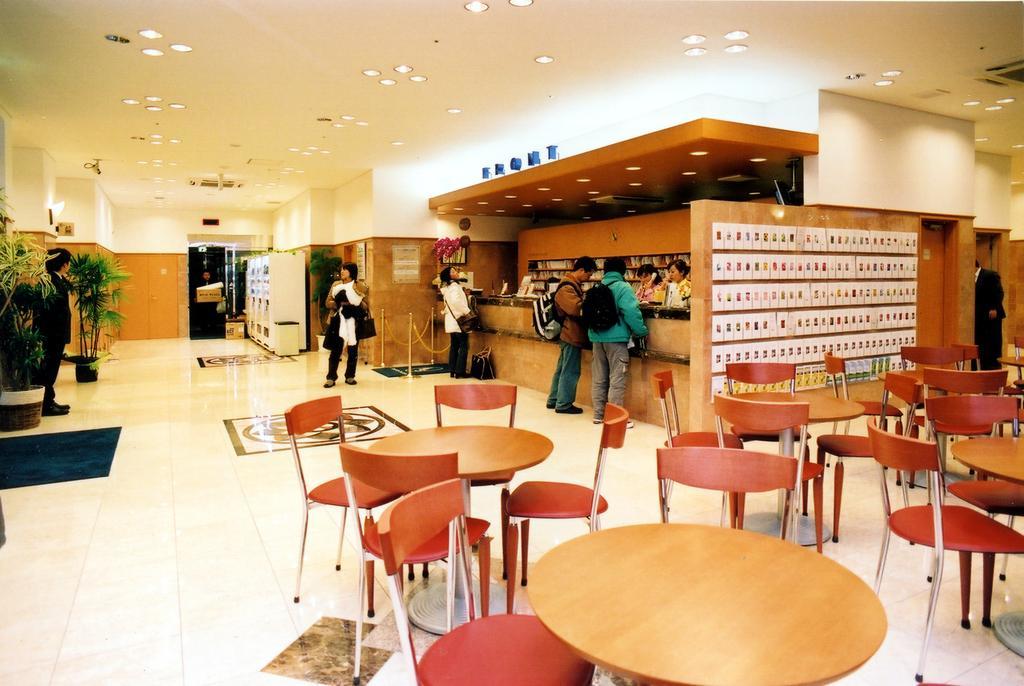 Toyoko Inn Hokkaido Sapporo Susukino Junction Exterior foto